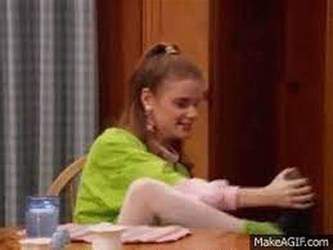 kimmy kimm feet|Kimmy Gibbler & Her Smelly Feet : r/fullhouse